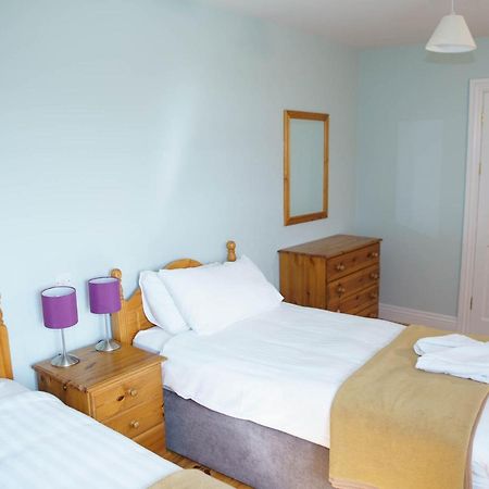 Dingle Courtyard Cottages 4 Bed By Trident Holiday Homes 외부 사진