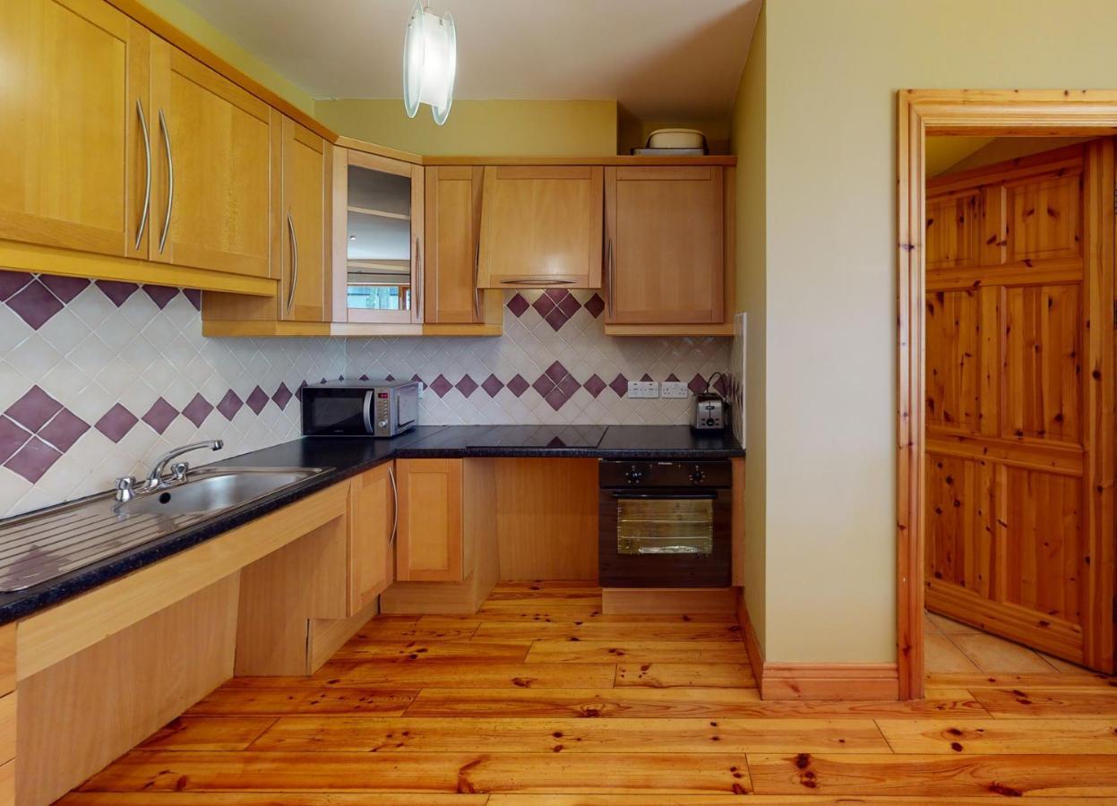 Dingle Courtyard Cottages 4 Bed By Trident Holiday Homes 외부 사진