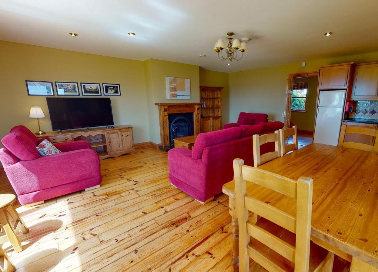 Dingle Courtyard Cottages 4 Bed By Trident Holiday Homes 외부 사진