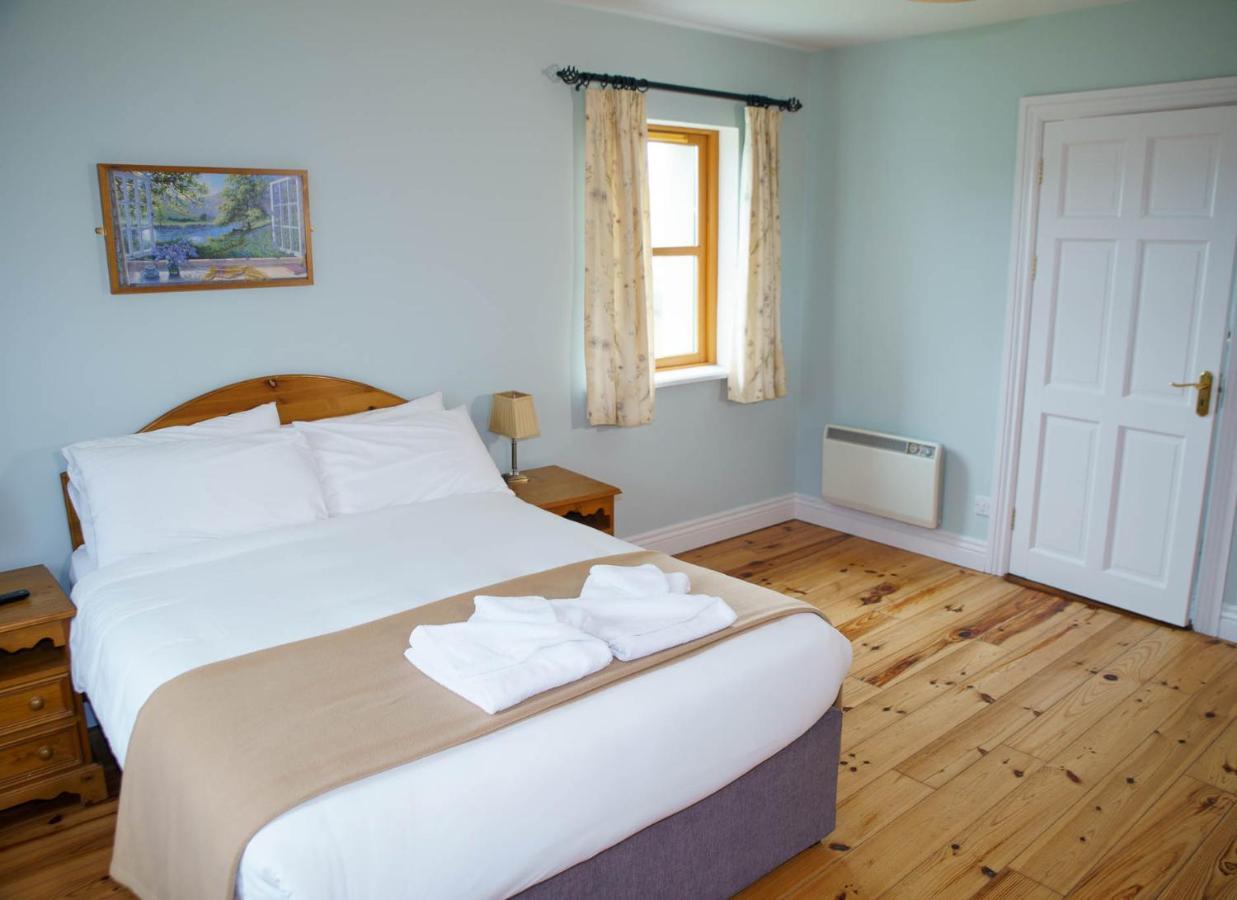 Dingle Courtyard Cottages 4 Bed By Trident Holiday Homes 외부 사진