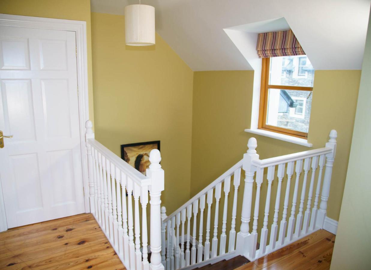 Dingle Courtyard Cottages 4 Bed By Trident Holiday Homes 외부 사진