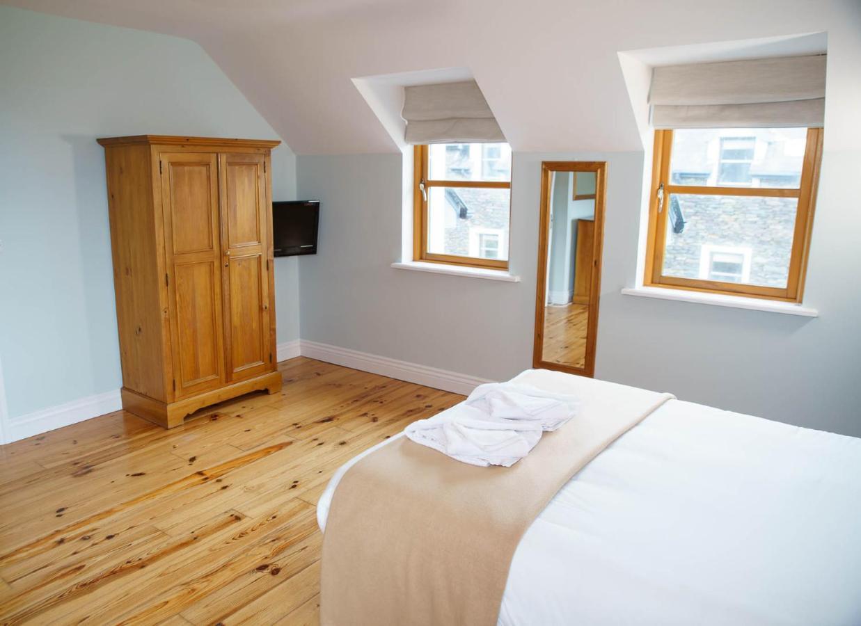 Dingle Courtyard Cottages 4 Bed By Trident Holiday Homes 외부 사진